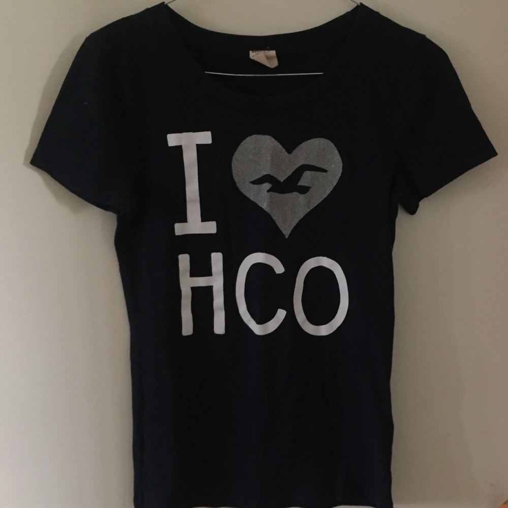 Hollister navy tee size small